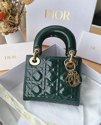 Bagsaaa Dior Mini Lady Green Patent - 17cm