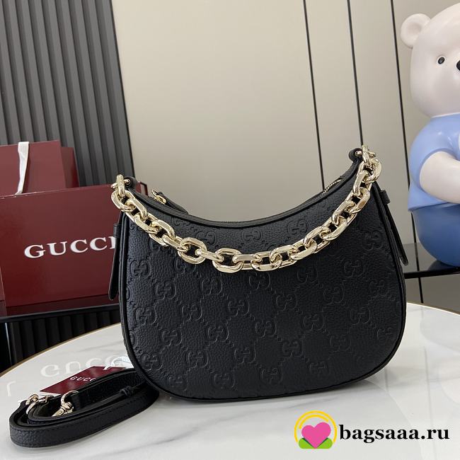 Bagsaaa Gucci GG Emblem Small Shoulder Bag ‎815409 Black - 25x20x5cm - 1