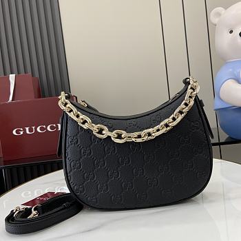 Bagsaaa Gucci GG Emblem Small Shoulder Bag ‎815409 Black - 25x20x5cm