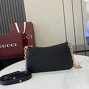 Bagsaaa Gucci GG Emblem super mini bag 815278 black - 23 x 12 x 2 cm - 1