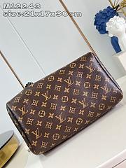 Bagsaaa Louis Vuitton M12243 Speedy Soft 30 Dark Monogram - 30 x 21 x 17 cm - 3