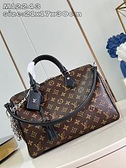 Bagsaaa Louis Vuitton M12243 Speedy Soft 30 Dark Monogram - 30 x 21 x 17 cm - 2