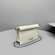 Bagsaaa Jacquemus The small Rond Carré Mini take-out Clutch Ivory - 12.5x19.4x6.6 cm - 4