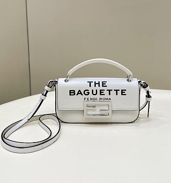 Bagsaaa Fendi x Marc Jacobs Baguette Phone Pouch Handbag White&Black - 10 x 18 x 3 cm