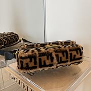 Bagsaaa Fendi Baguette Brown sheepskin bag - 27x15x6 cm - 3