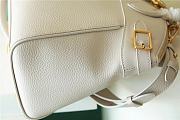 Bagsaaa Louis Vuitton M23061 Vendôme MM Cream - 29 x 15 x 36 cm - 2