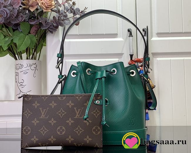 Bagsaaa Louis Vuitton M12603 Noé BB Green - 20 x 15 x 20 cm - 1