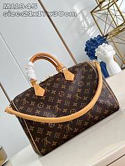 Bagsaaa Louis Vuitton M11945 Speedy Soft 30 Crafty Bag - 30 x 21 x 17 cm - 2