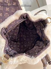 Bagsaaa Louis Vuitton M11919 Nano Teddy Backpack - 16.5 x 13 x 25 cm - 2