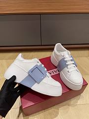 Bagsaaa Roger Vivier Viv' Skate Sneakers in leather & blue - 1