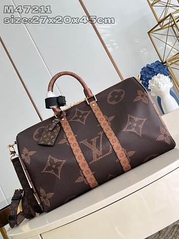 Bagsaaa Louis Vuitton M47211 Keepall Bandoulière 45 Monogram - 27 x 20 x 45 cm