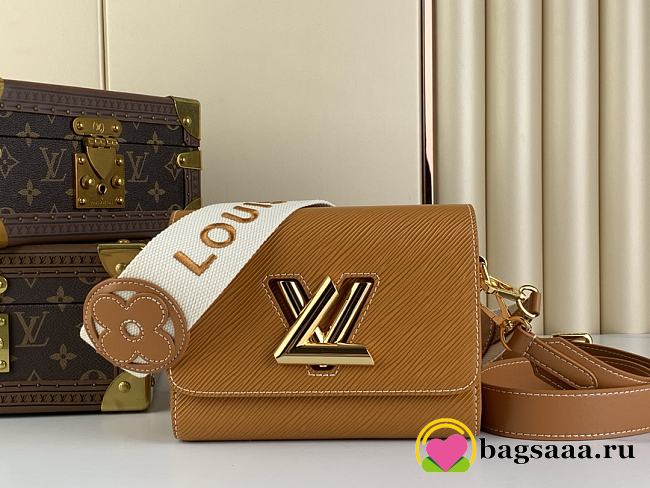 Bagsaaa Louis Vuitton M24758 Twist PM Brown - 19 x 15 x 9 cm - 1