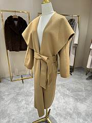 Bagsaaa Max Mara Rienza V-neck cashmere coat light brown - 3