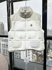 Bagsaaa Moncler Arques Teddy Down Gilet White - 1