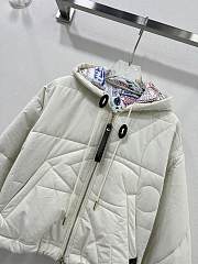 Bagsaaa Louis Vuitton Quilted Monogram Flower Jacket Ivory - 3