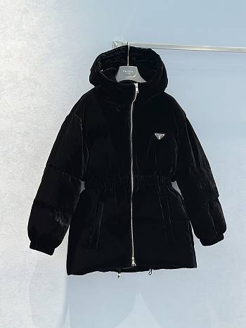 Bagsaaa Prada Velvet down jacket black