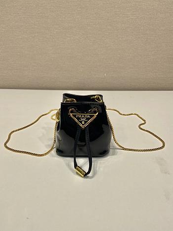 Bagsaaa Prada Patent leather mini-pouch black - 9.5cm