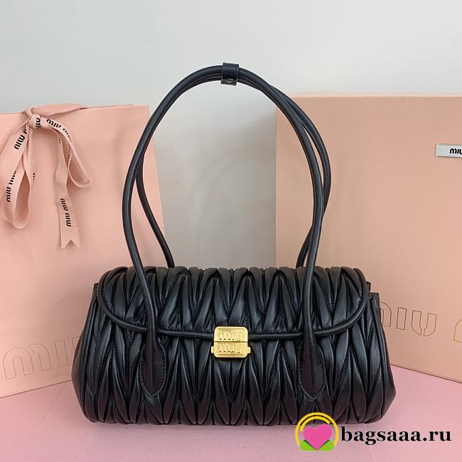 Bagsaaa Miumiu Matelassé nappa leather shoulder bag black - 28X15X11cm - 1