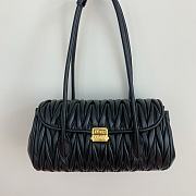 Bagsaaa Miumiu Matelassé nappa leather shoulder bag black - 28X15X11cm - 2