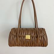 Bagsaaa Miumiu Matelassé nappa leather shoulder bag brown - 28X15X11cm - 4