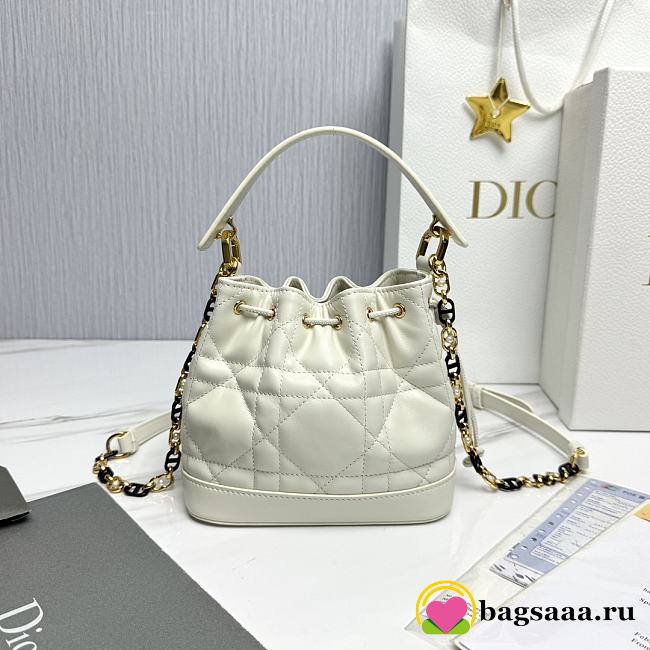 Bagsaaa Small Dior Jolie Bucket Bag Latte Macrocannage - 17×16×9cm - 1