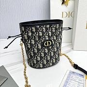 Bagsaaa Dior 30 Montaigne Mini Bucket Bag with Drawstring Blue Dior Oblique Jacquard - 16 x 18.5 x 13 cm - 2