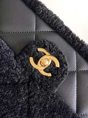 Bagsaaa Chanel Flap Bag Shearling Black AS5149 - 16 × 23.5 × 7.5 cm - 3