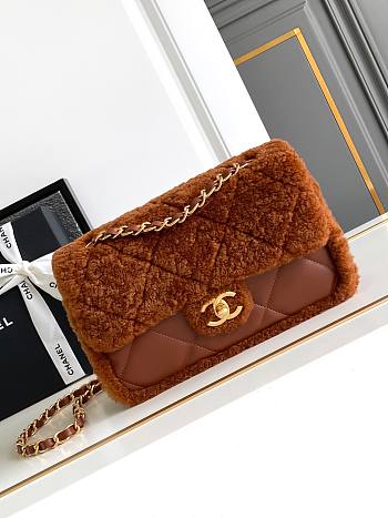 Bagsaaa Chanel Flap Bag Shearling Brown AS5149 - 16 × 23.5 × 7.5 cm