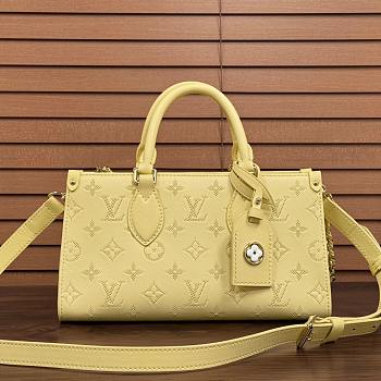 Bagsaaa Louis Vuitton M11273 OnTheGo East West Yellow - 25 x 13 x 10 cm