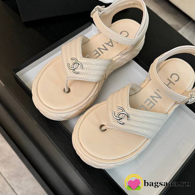 Bagsaaa Chanel Sandals Light Gray Lambskin G46108 - 1