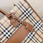 Bagsaaa Burberry Medium Freya Tote Beige - 40 x 16 x 30cm - 4