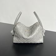 Bagsaaa Bottega Veneta Top Handle Loop 796615 Gray - 13x21x13cm - 1