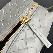 Bagsaaa Bottega Veneta Top Handle Loop 796615 Gray - 13x21x13cm - 3