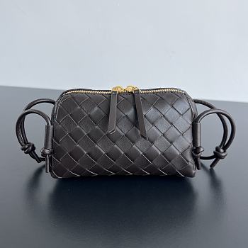 Bagsaaa Bottega Veneta Intrecciato Concert Pouch 794258 Fondant - 18.5*11.5*8.5 cm