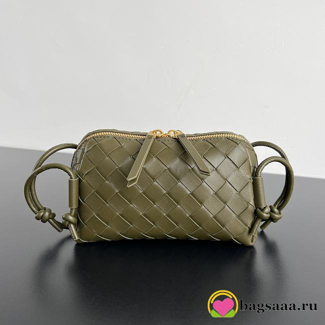 Bagsaaa Bottega Veneta Intrecciato Concert Pouch 794258 Olive Green - 18.5*11.5*8.5 cm - 1