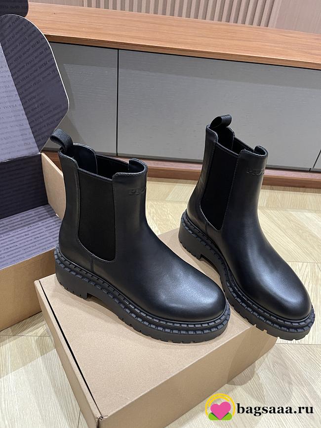 Bagsaaa Prada Leather Chelsea boots - 1