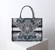 Bagsaaa Medium Dior Book Tote Blue Embroidery with White Dior Around the World Motif - 36 x 27.5 x 16.5 cm - 3