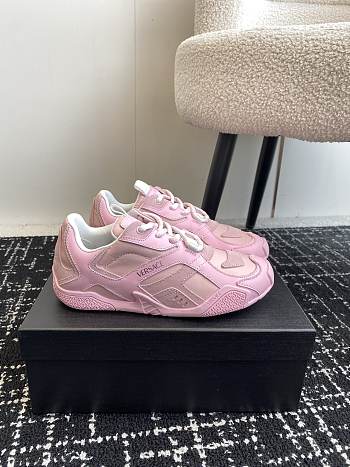 Bagsaaa Versace Galaxia Sneakers Pink