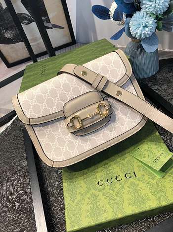 Bagsaaa Gucci Horsebit 1955 small shoulder bag 602204 beige & white - 25 x 18 x 8 cm