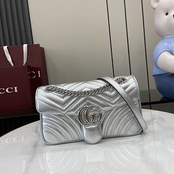 Bagsaaa Gucci GG Marmont Small Shoulder Bag Silver 443497 - 26x15x7cm