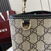 Bagsaaa Gucci GG Emblem small shoulder bag 815103 beige & black - 25 x 25 x 15.5cm - 3