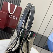 Bagsaaa Gucci GG Emblem Medium Tote Bag 815213 beige & black - 38 x 25 x 15 cm - 4