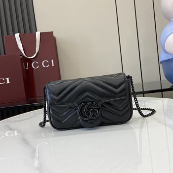 Bagsaaa Gucci GG Marmont Super Mini Bag 476433 All Black - 16.5x10x4.5cm