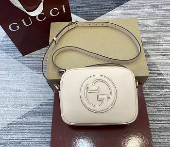 Bagsaaa Gucci Blondie mini shoulder bag 820429 beige - 21x15,5x8 cm