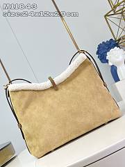 Bagsaaa Louis Vuitton M11843 CarryAll PM Beige - 29 x 24 x 12 cm - 2