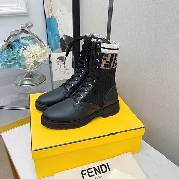 Bagsaaa Fendi Rockoko Black leather biker boots with stretch fabric