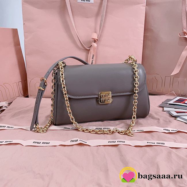 Bagsaaa Miumiu Leather shoulder bag 5BD266 gray - 24x13.5x9 cm - 1