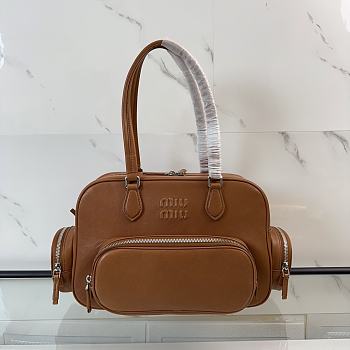 Bagsaaa Miu Miu Nappa leather top-handle bag 5BB159 brown - 32x22x12 cm