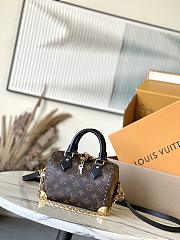 Bagsaaa Louis Vuitton M13146 Speedy Trunk 20 Monogram - 20.5 x 16 x 11 cm - 4