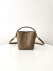 Bagsaaa YSL LE 37 small in shiny leather 749036 brown - 17 X 20 X 13 CM - 3